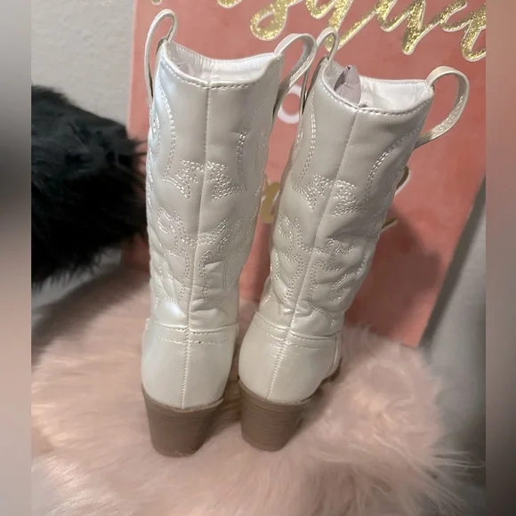 NEW!!! Children’s Cowboy Boots - Picture 2 of 5